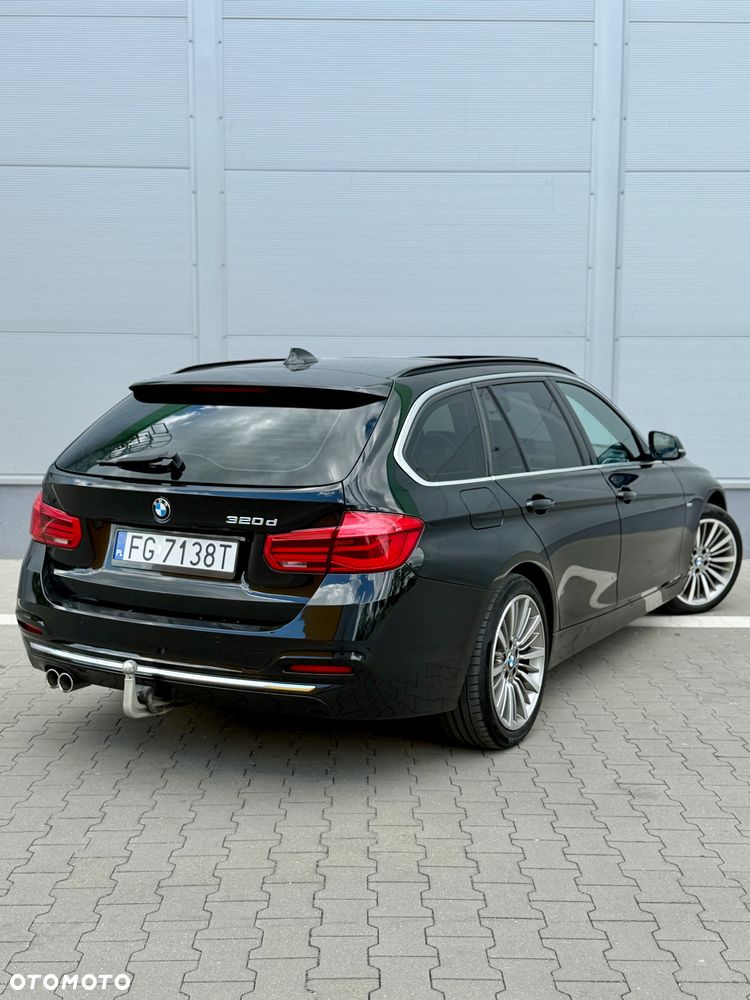 BMW Seria 3 320d Edition Luxury Line Purity - 12