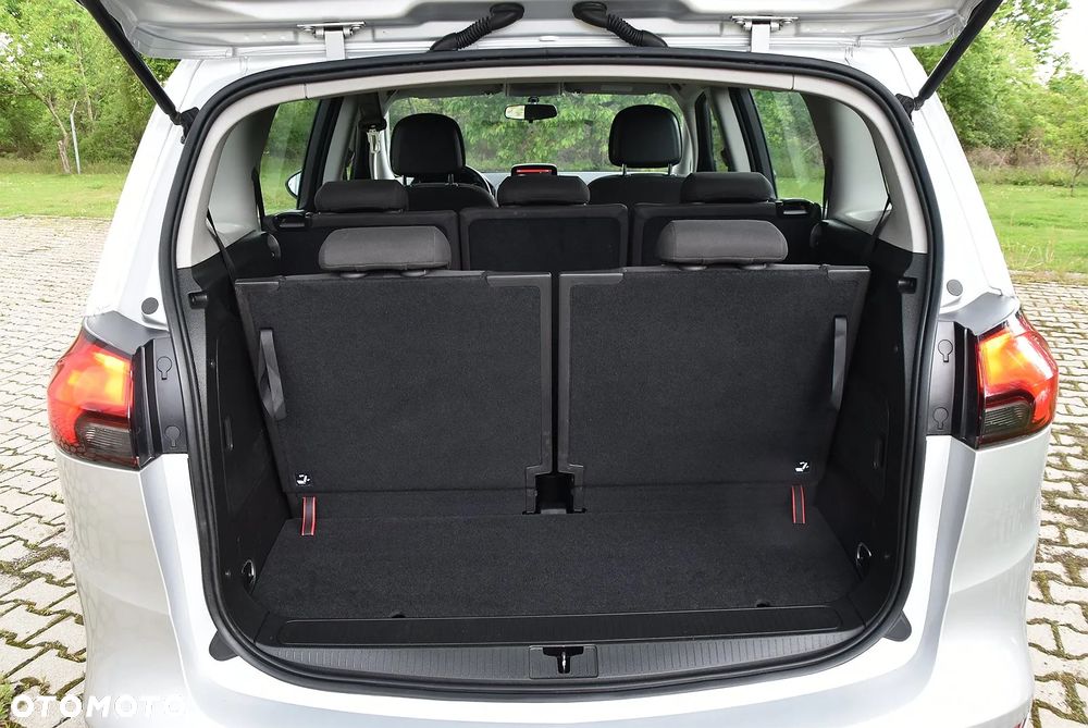 Opel Zafira - 12