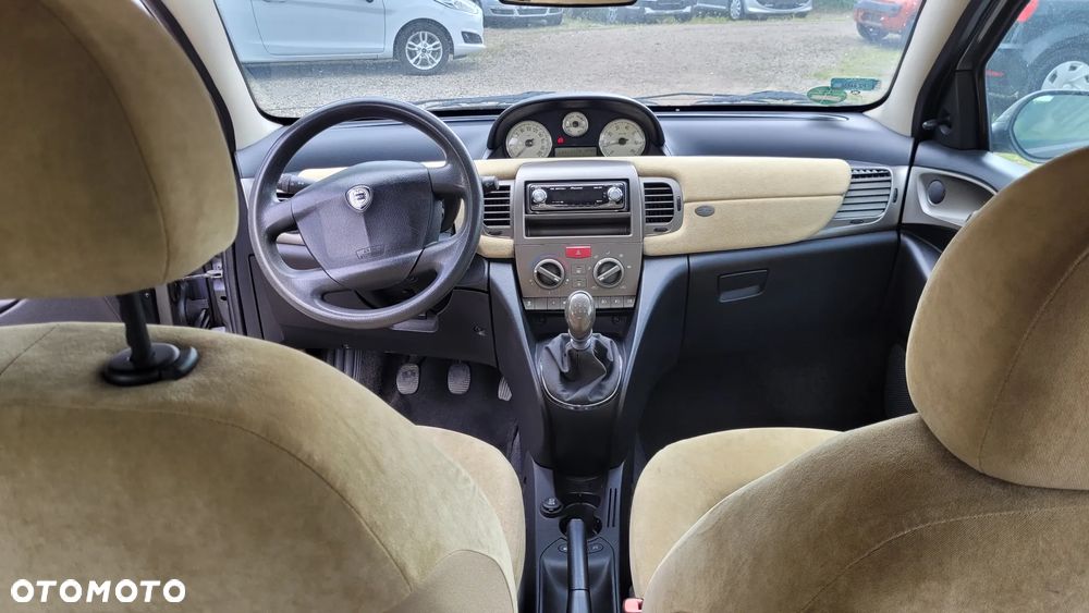 Lancia Ypsilon 1.2 8v Argento - 12
