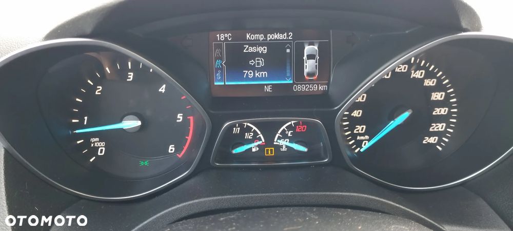 Ford Kuga - 33