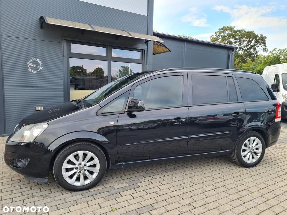 Opel Zafira 1.8 Design Edition - 12