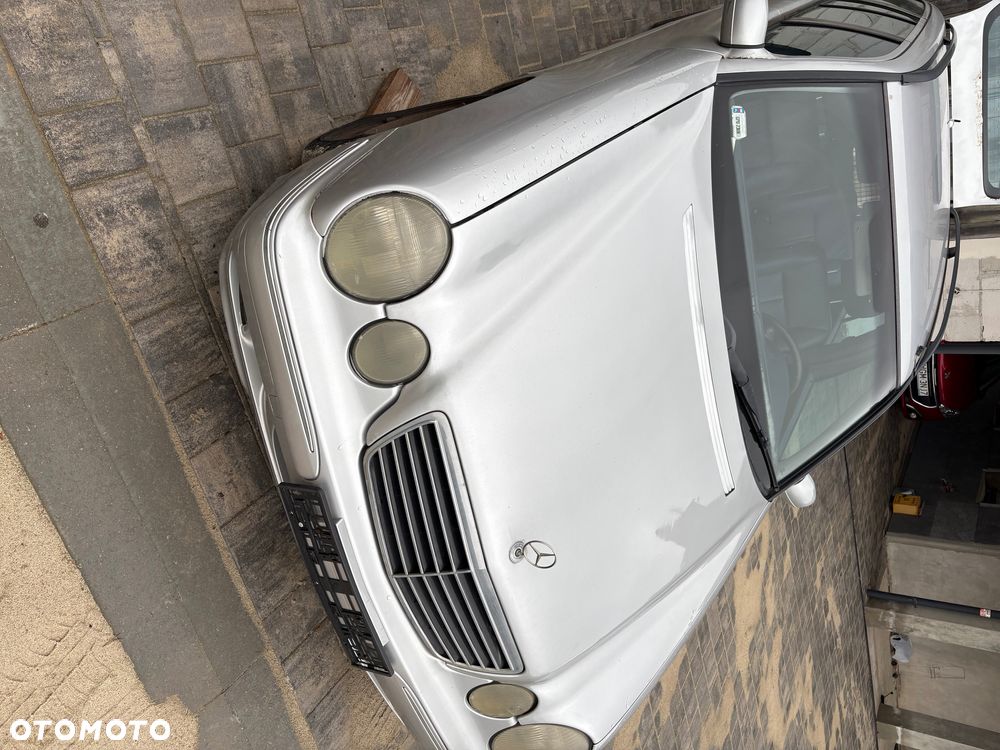 Mercedes-Benz Klasa E - 8