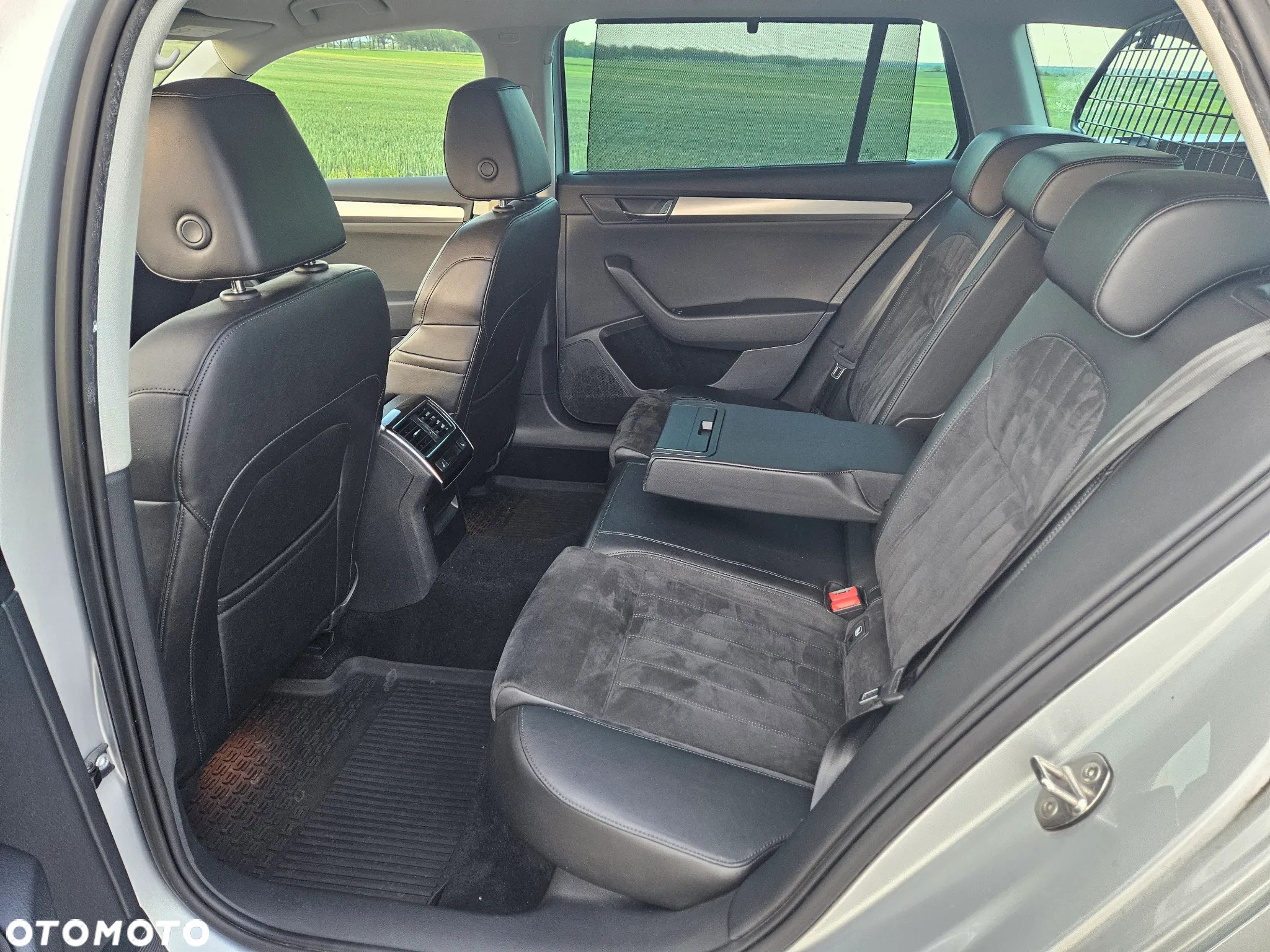 Skoda Superb 2.0 TDI 4x4 DSG Style - 6