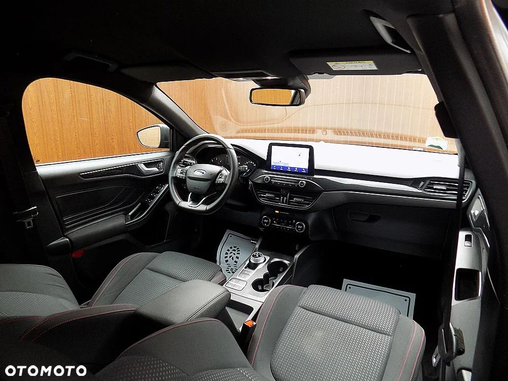 Ford Focus Turnier 1.5 EcoBlue Start-Stopp-System ST-LINE DESIGN - 21