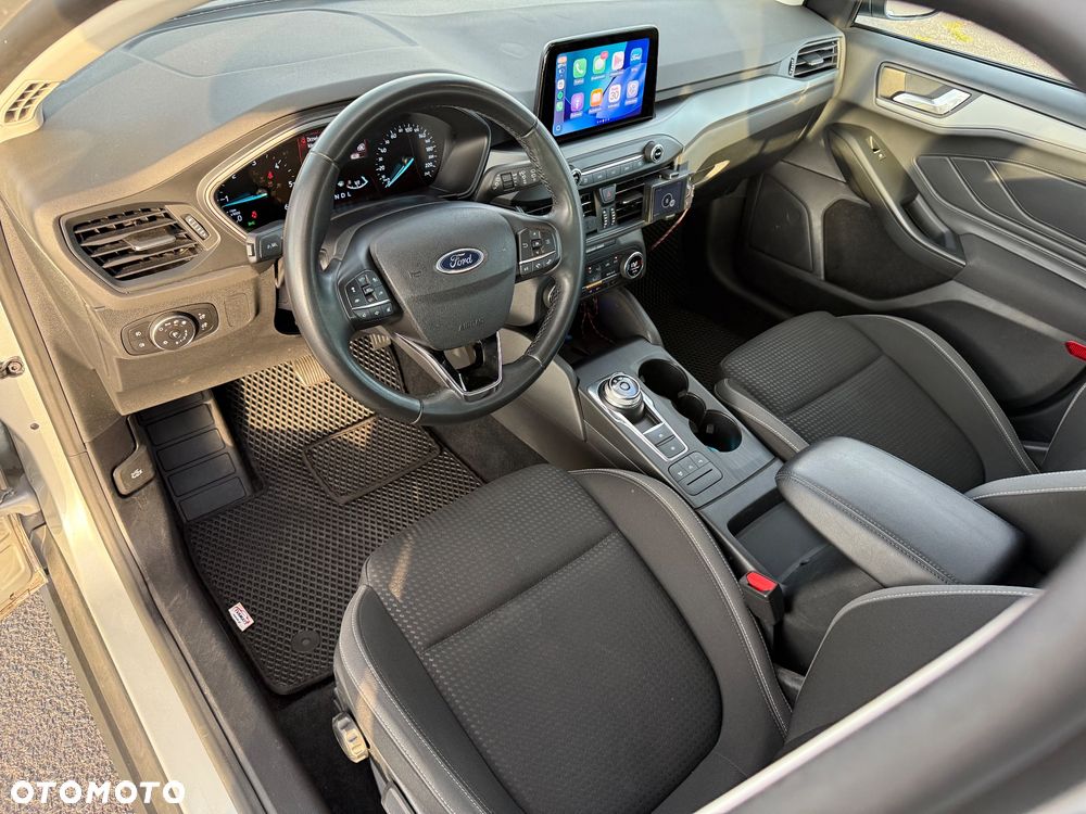 Ford Focus 1.5 TDCi Trend PowerShift - 11
