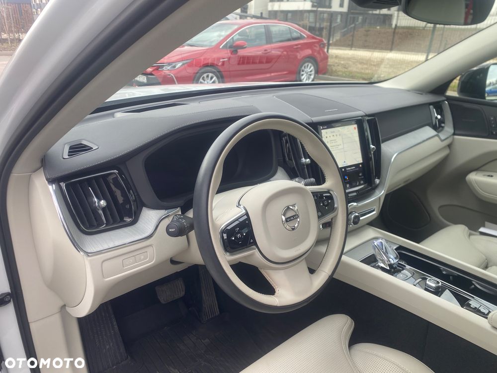 Volvo XC 60 T8 Plug-In Hybrid AWD Ultimate Black Edition - 7