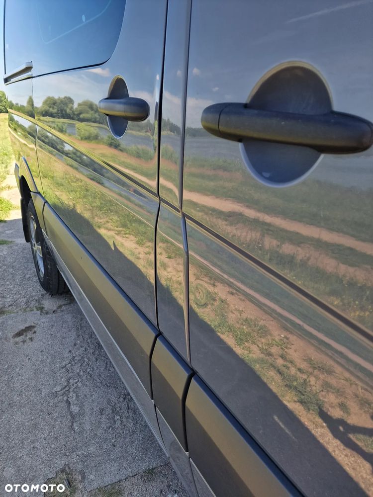 Mercedes-Benz Sprinter - 10