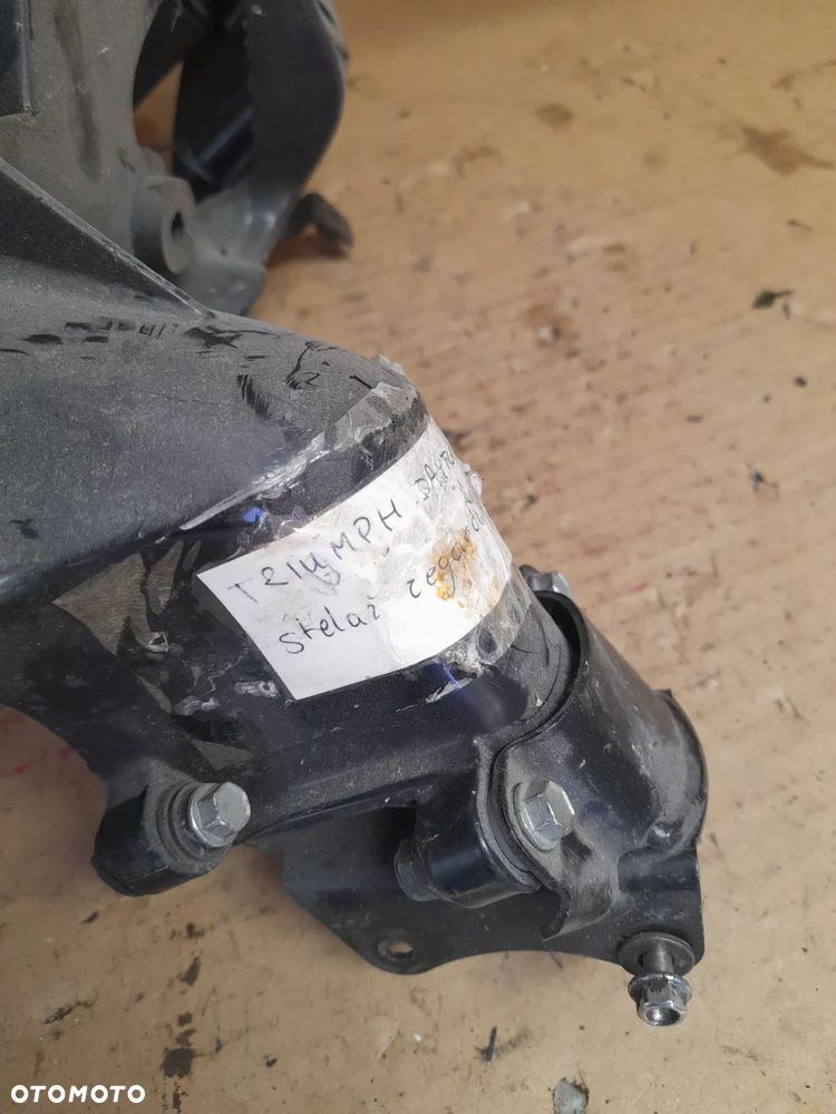 triumph daytona 955i stelaż zegarów - 2