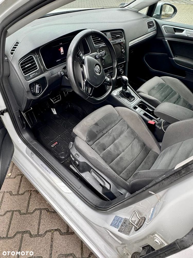 Volkswagen Golf Alltrack - 13