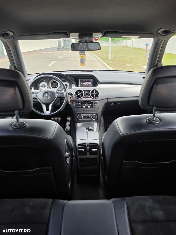 Mercedes-Benz GLK - 2