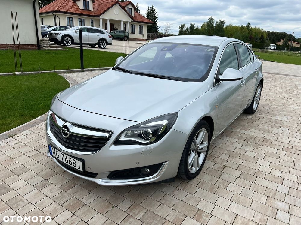 Opel Insignia 2.0 T Cosmo 4x4 - 14
