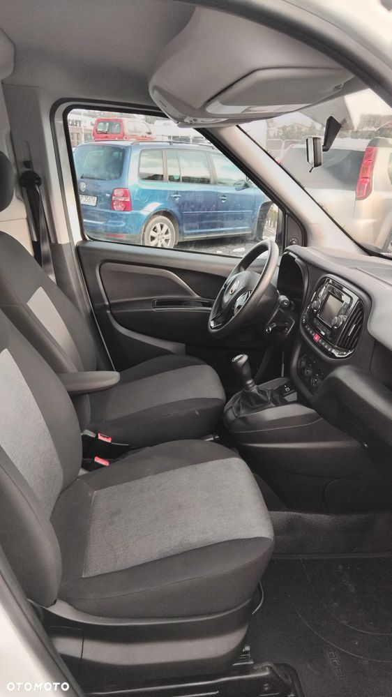 Fiat DOBLO 1.3 Multijet 95KM 2020r. F-VAT - 8