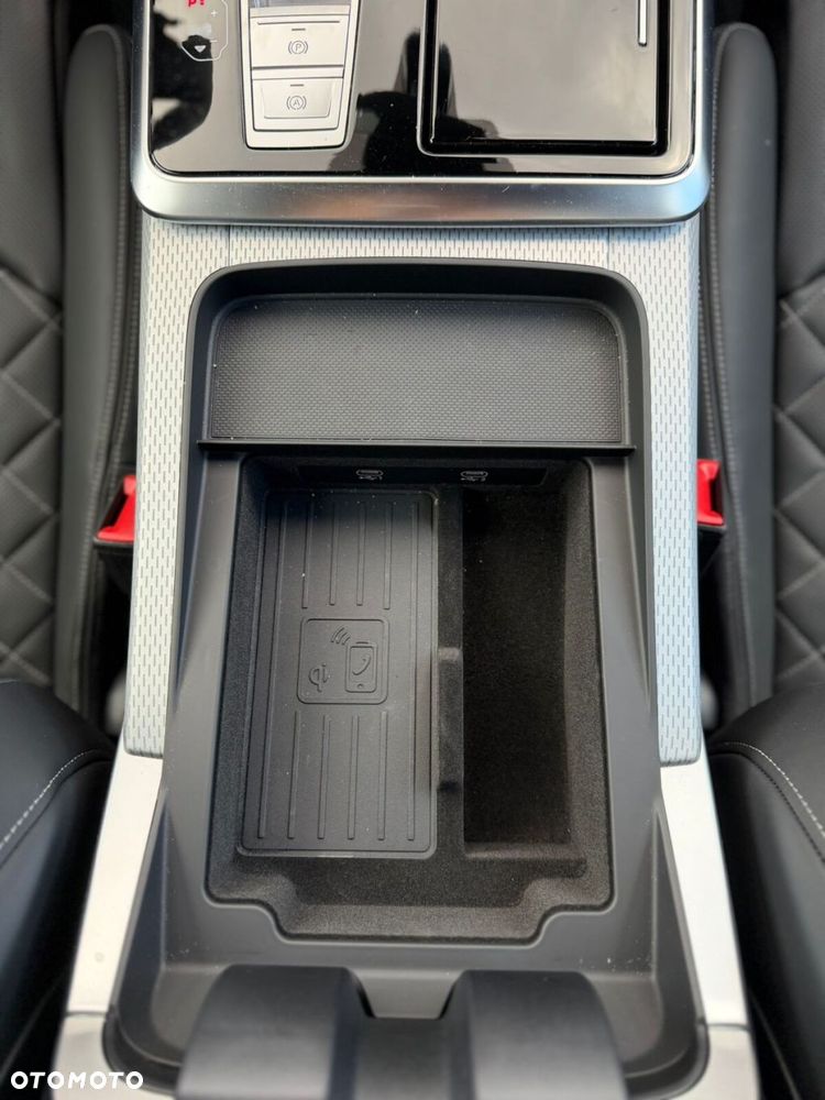 Audi Q8 TFSI e PHEV 360 kW Quattro Tiptronic - 34
