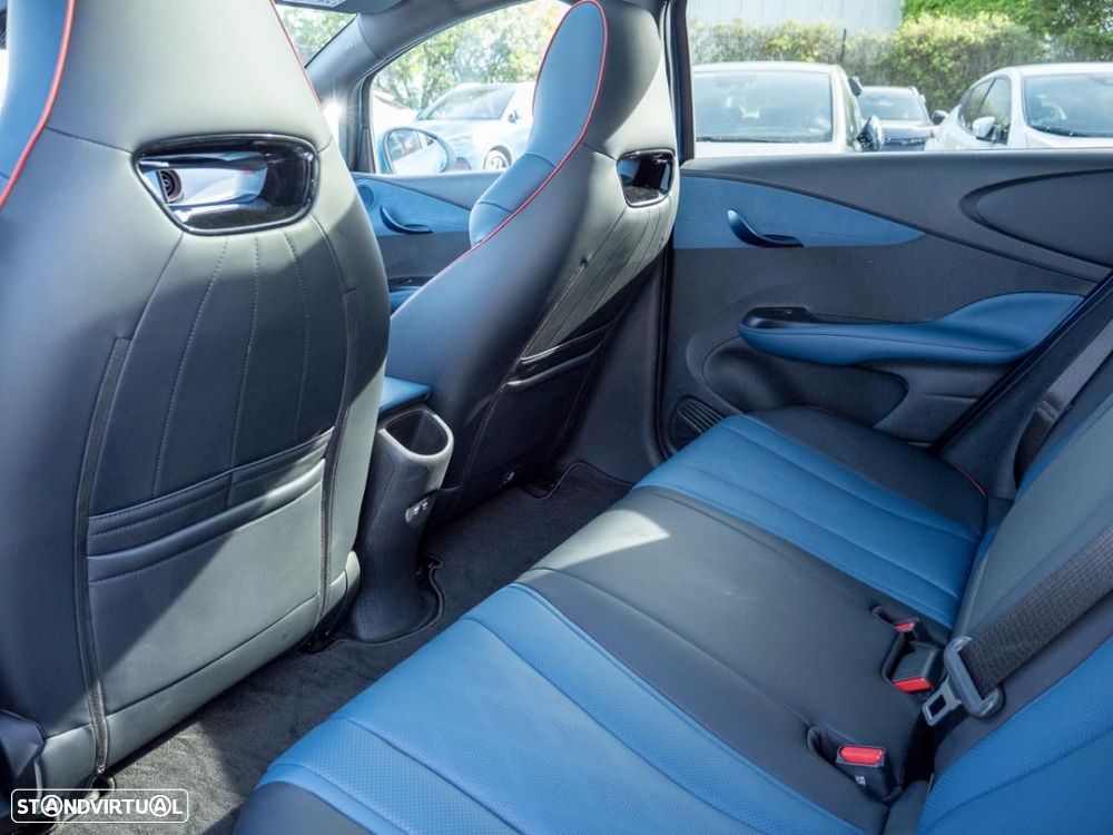 BYD Dolphin 60.4 kWh Design - 24
