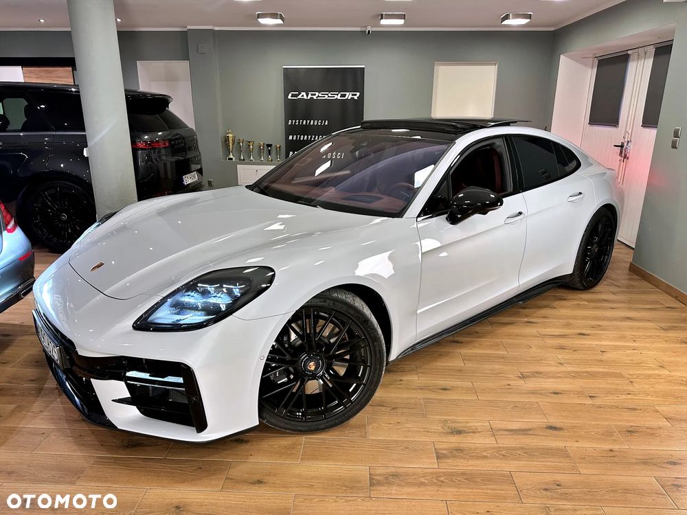 Porsche Panamera - 11