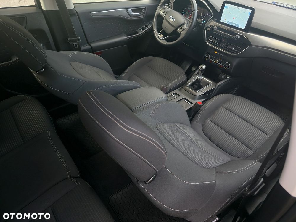 Ford Kuga 1.5 TDCi 2x4 Titanium - 11