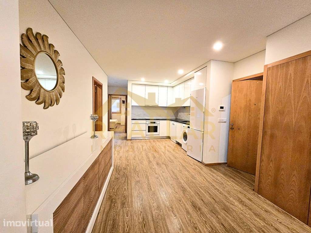 Apartamento T2+1 na Avenida dos Banhos - Póvoa de Varzim - Grande imagem: 2/23