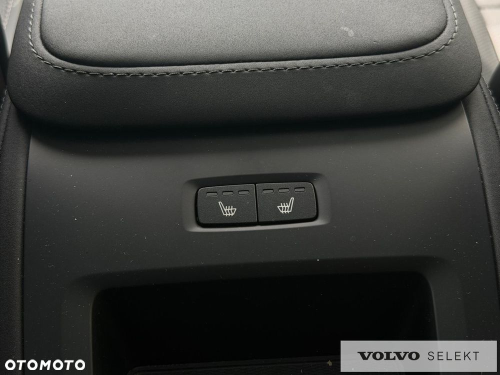 Volvo XC 90 - 34