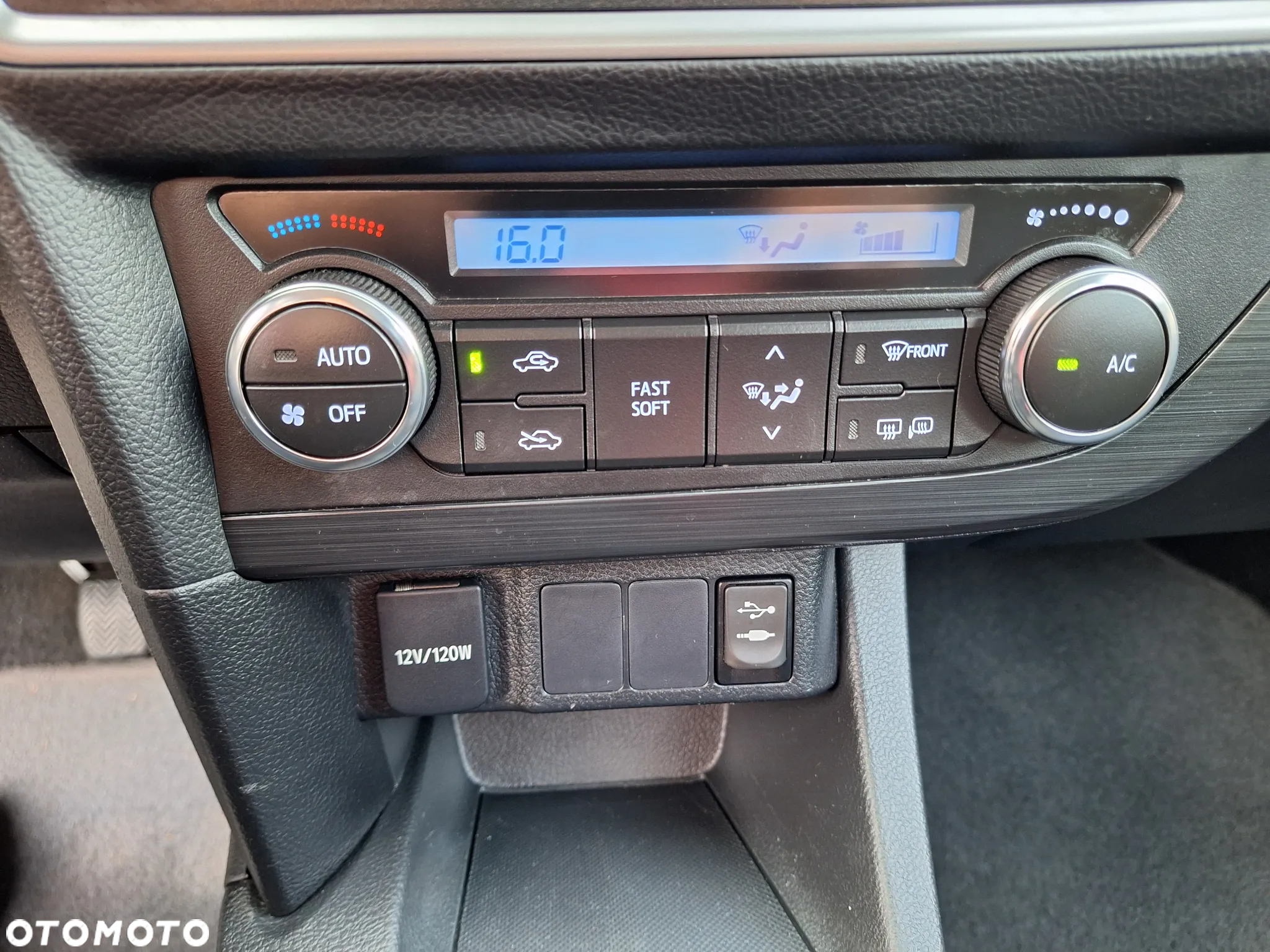 Toyota Auris 1.33 Dual-VVT-i Comfort - 20
