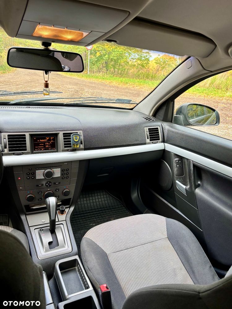 Opel Vectra - 8