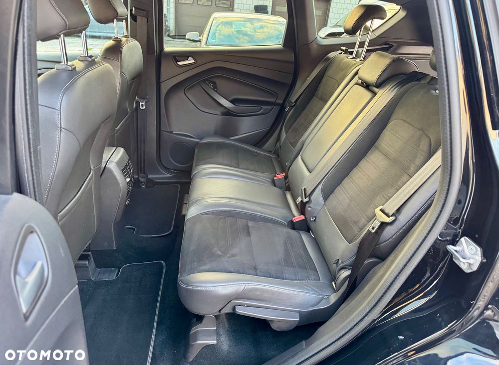 Ford Kuga 2.0 TDCi 4x4 ST-Line - 16