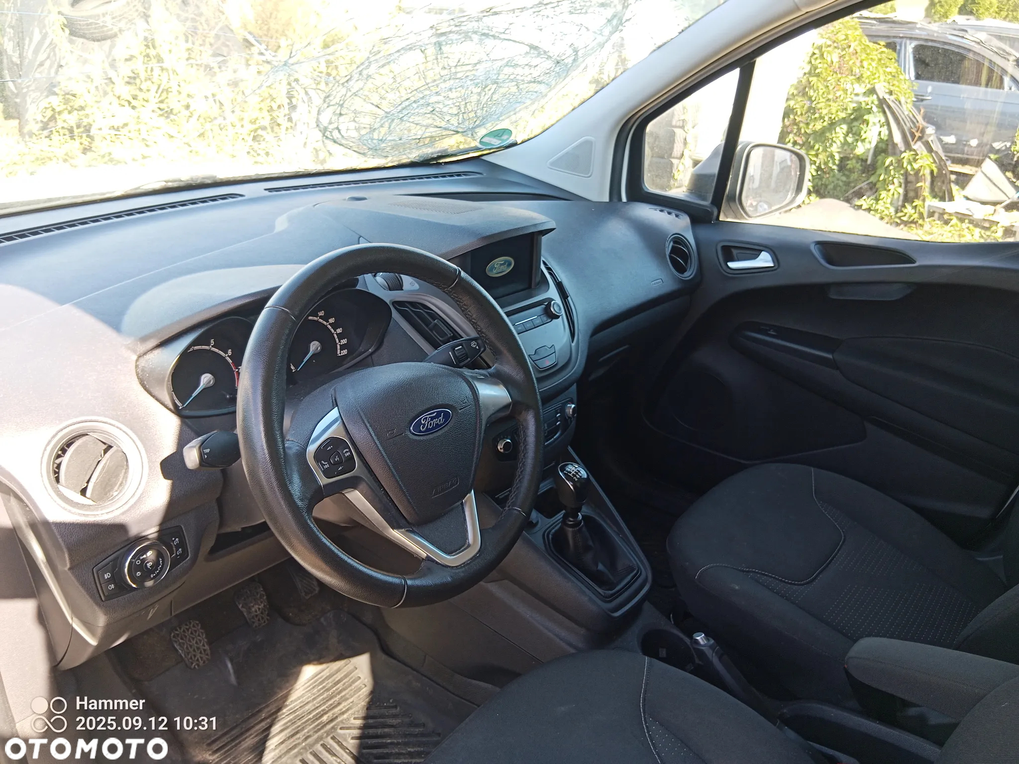Ford Transit Courier - 3