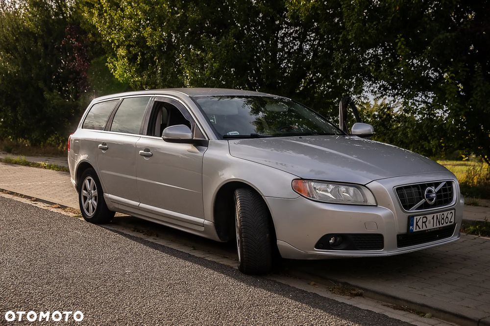 Volvo V70 D4 Geartronic Summum - 5