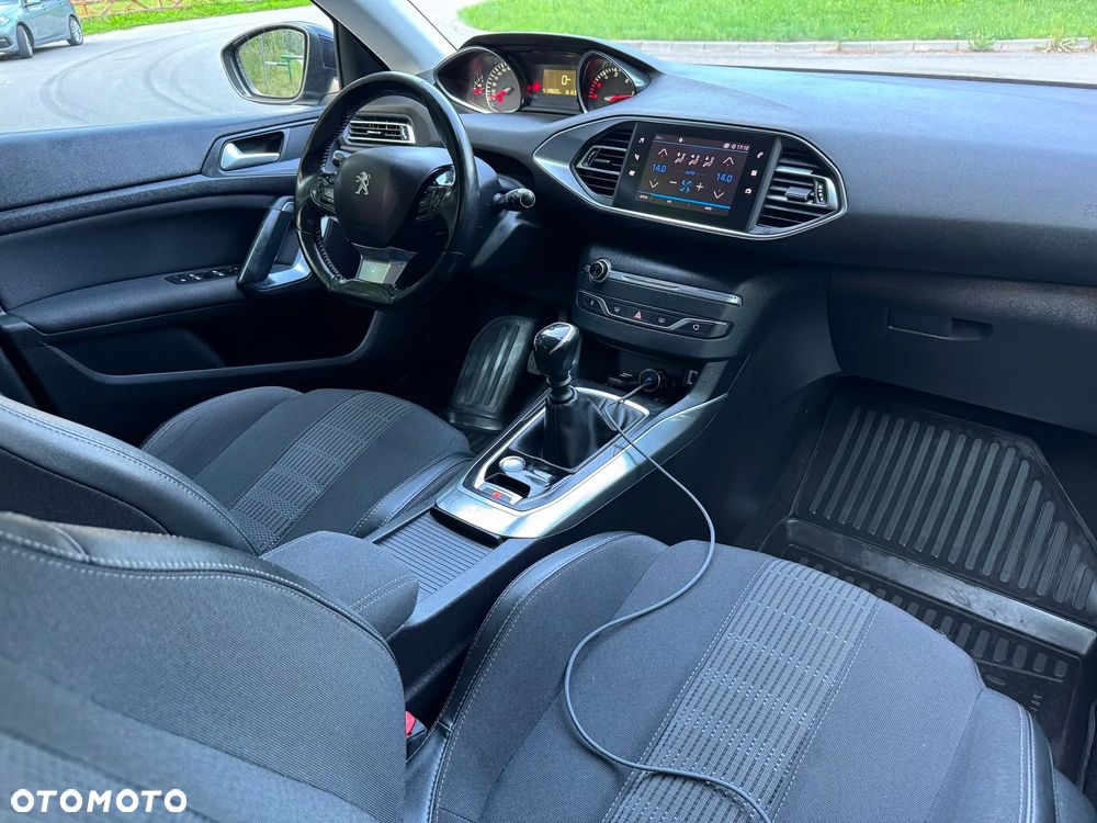 Peugeot 308 BlueHDi 130 Stop & Start Allure - 12