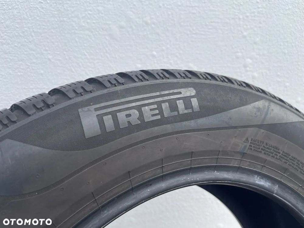 OPONY 205/65/17 205/65R17 100H PIRELLI WINTER CINTURATO 2 - 5