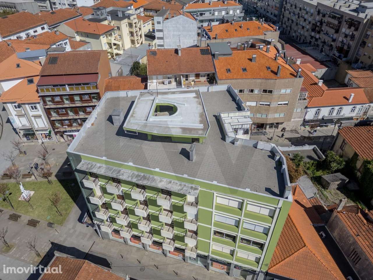 Apartamento T3 Praça Luís Ribeiro - S. João da Madeira - Grande imagem: 3/38
