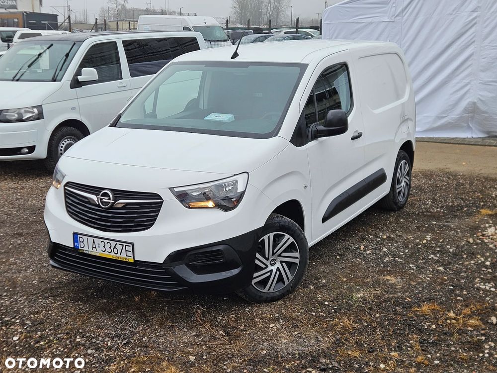 Opel COMBO - 1