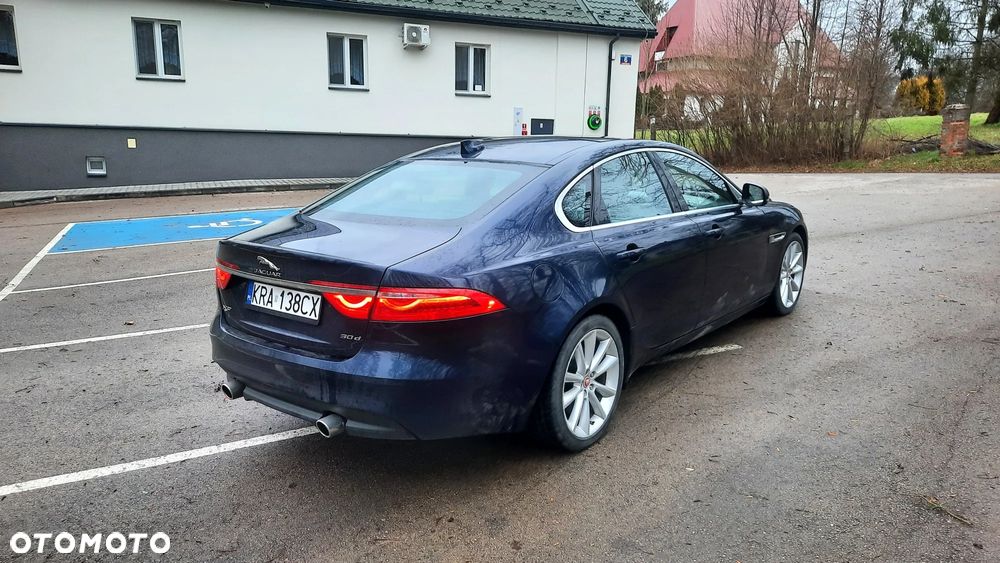 Jaguar XF 3.0 TDV6 Portfolio - 6