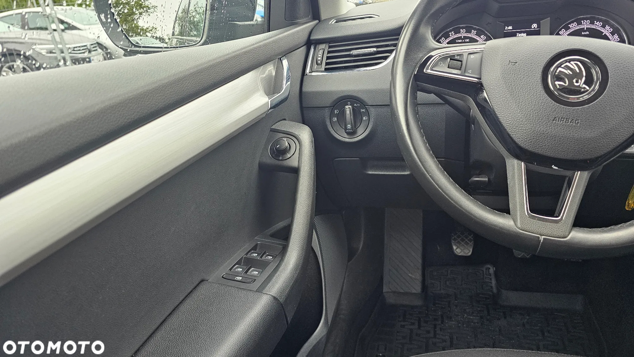 Skoda Octavia 1.6 TDI SCR Ambition - 11
