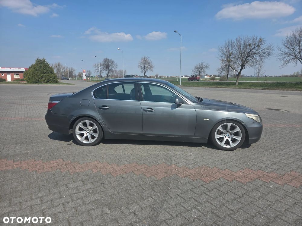 BMW Seria 5 535d - 28
