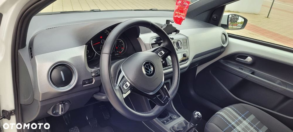 Volkswagen up! - 11