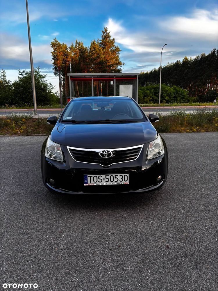 Toyota Avensis 1.8 Luna - 12