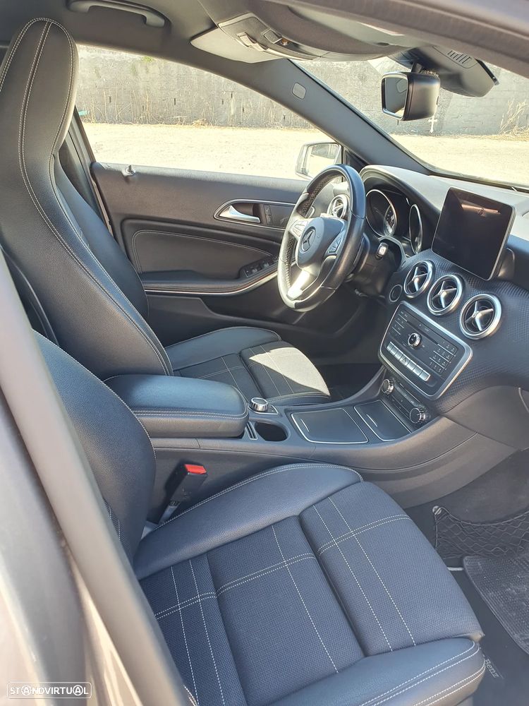 Mercedes-Benz A 220 - 10