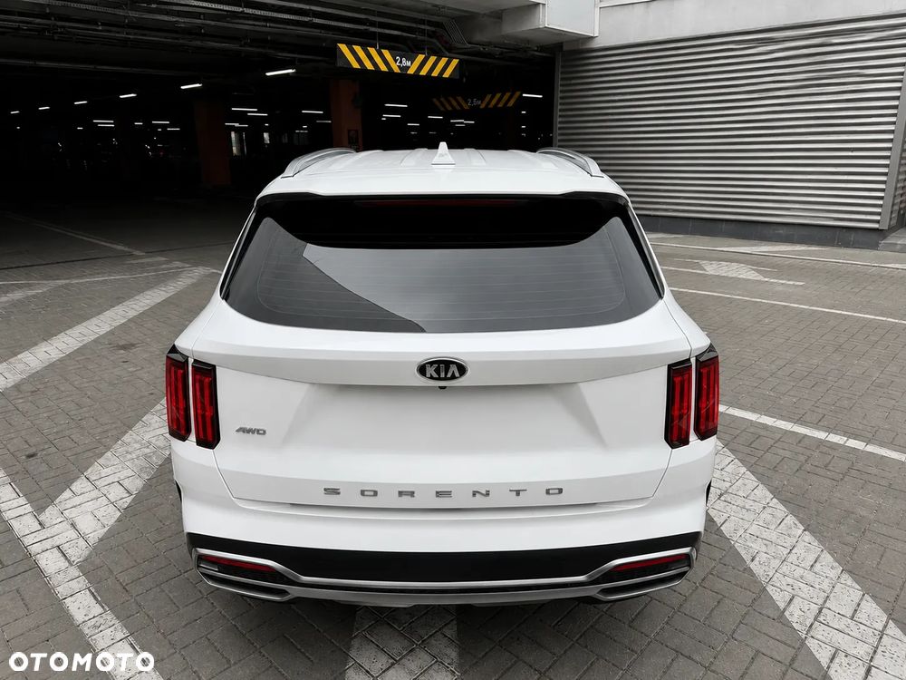 Kia Sorento 2.2 CRDi DCT8 AWD Platinum - 6