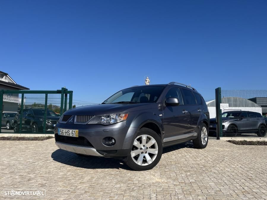 Mitsubishi Outlander 2.0 DI-D Intense+ 4WD - 1