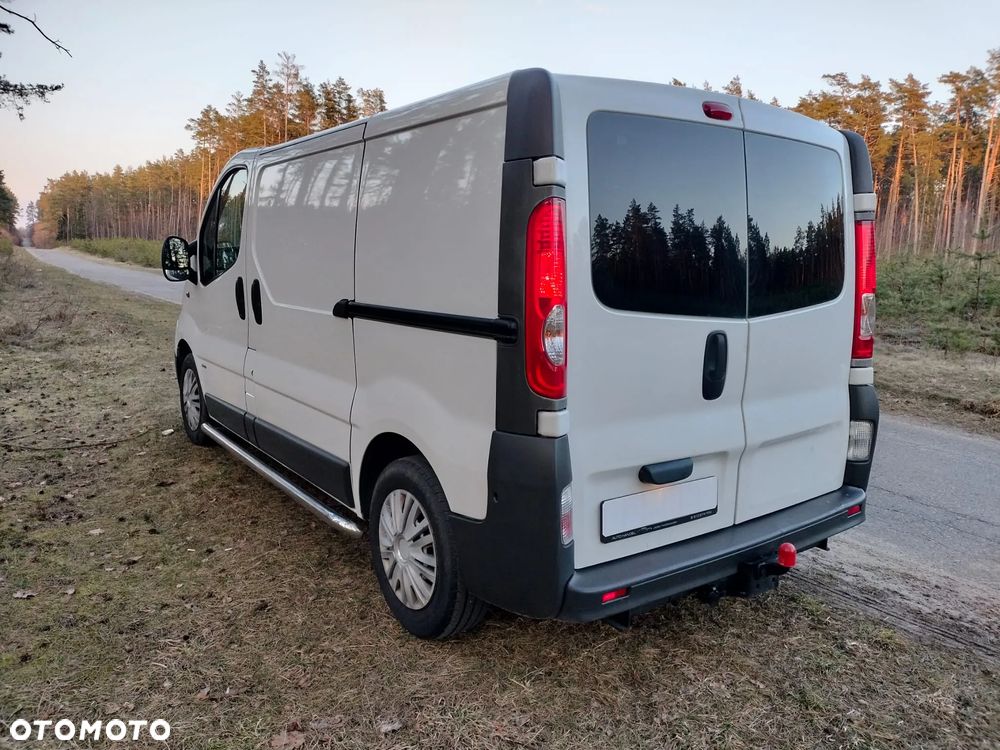 Opel vivaro - 4