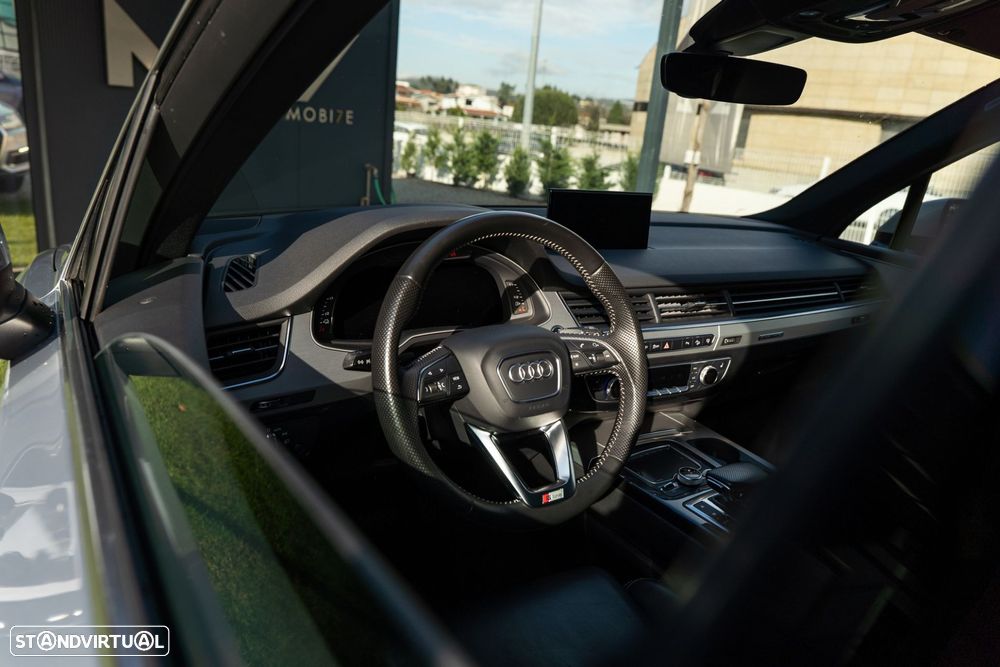Audi Q7 3.0 TDI e-tron quattro S-line Tiptronic - 38