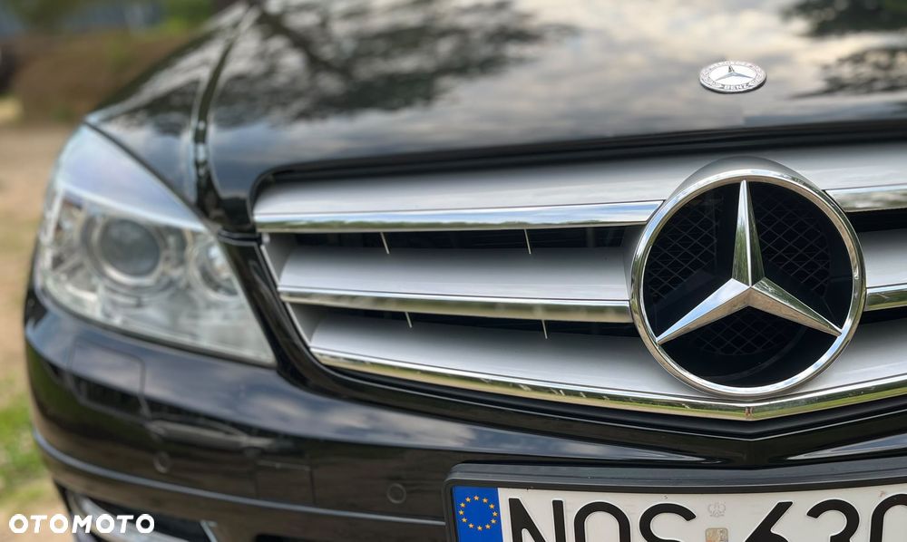 Mercedes-Benz Klasa C 180 CGI Automatik BlueEFFICIENCY Avantgarde - 17