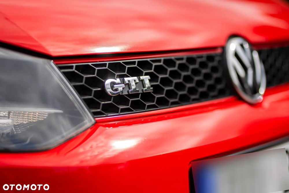 Volkswagen Polo - 9