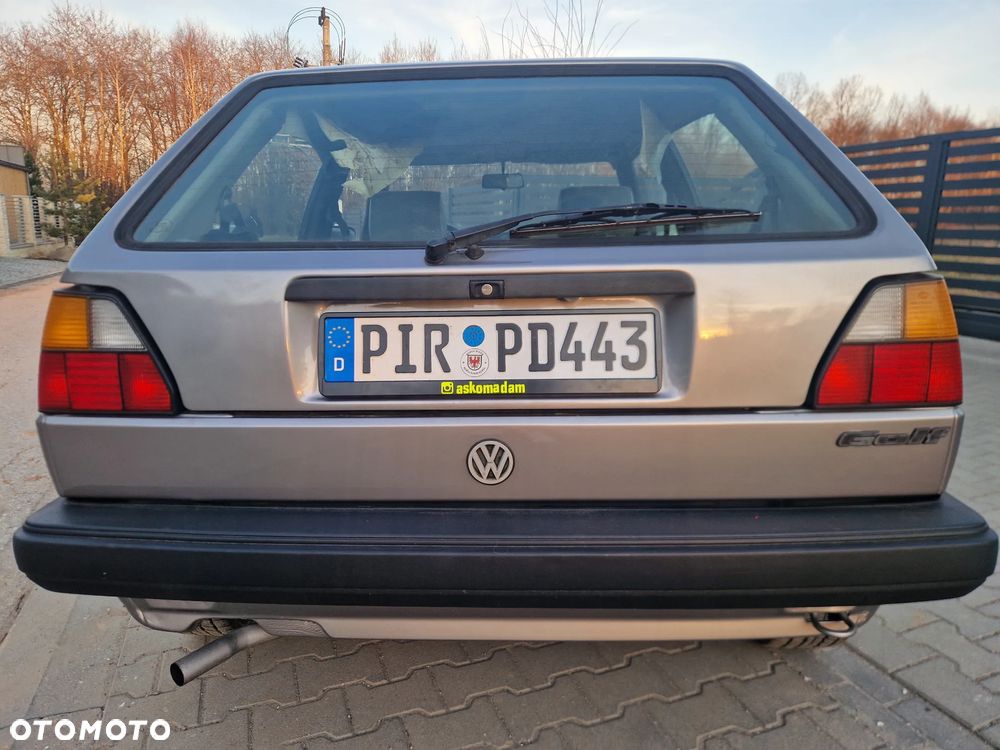 Volkswagen Golf - 19