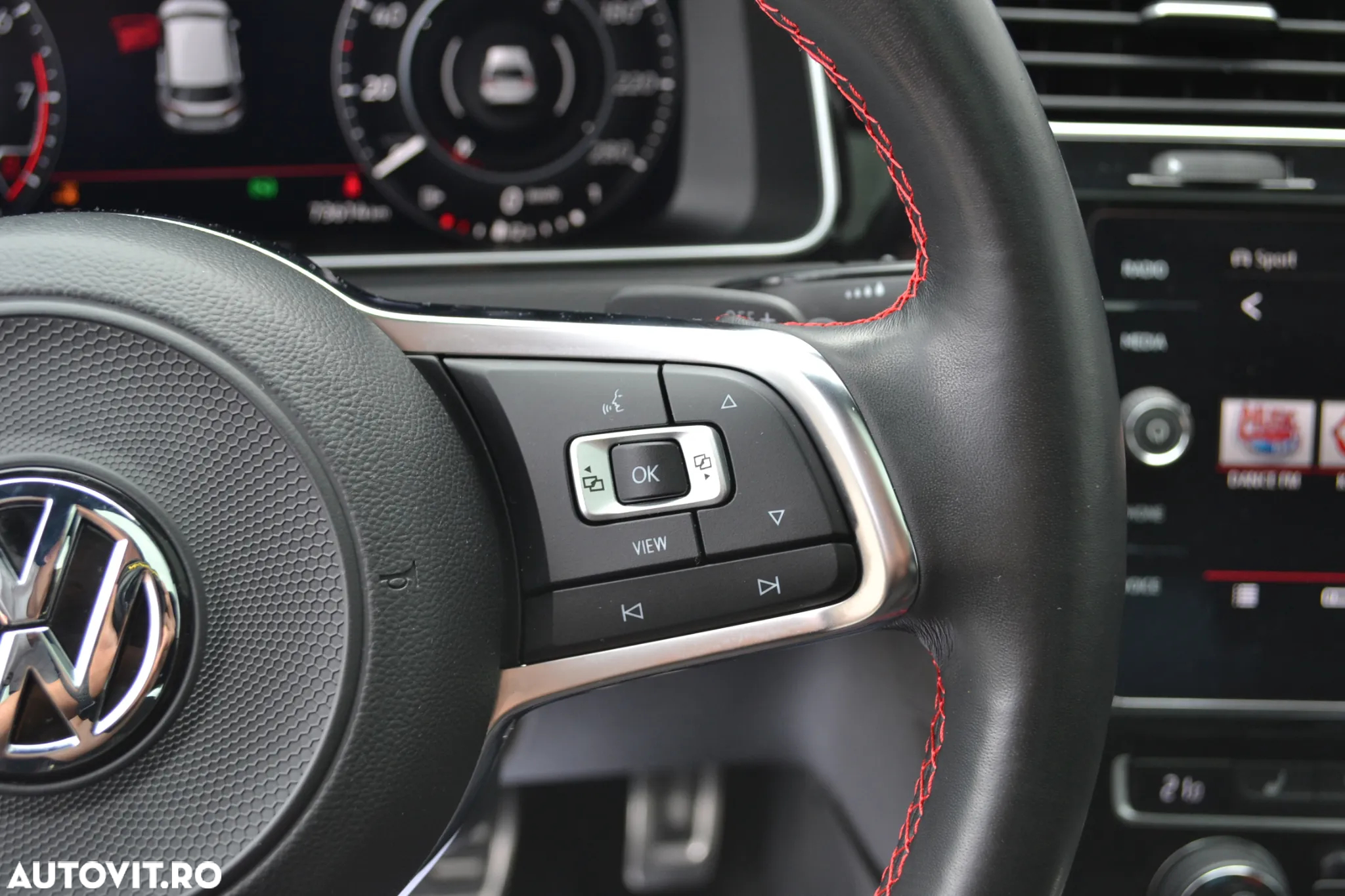 Volkswagen Golf 2.0 TSI DSG GTI Performance - 12