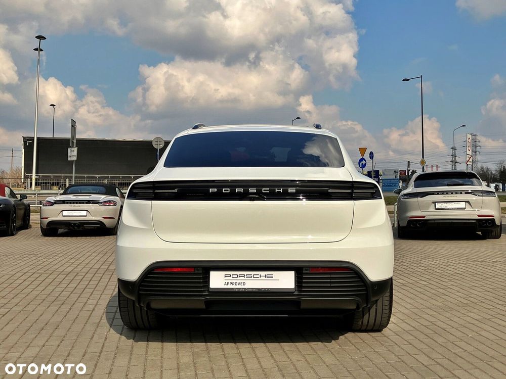 Porsche Macan - 5