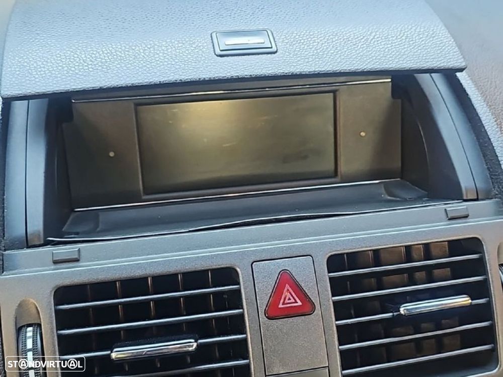 Mercedes-Benz C 200 - 21