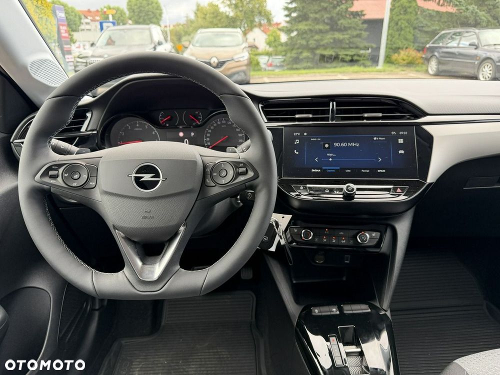 Opel Corsa 1.2 T Edition S&S - 10
