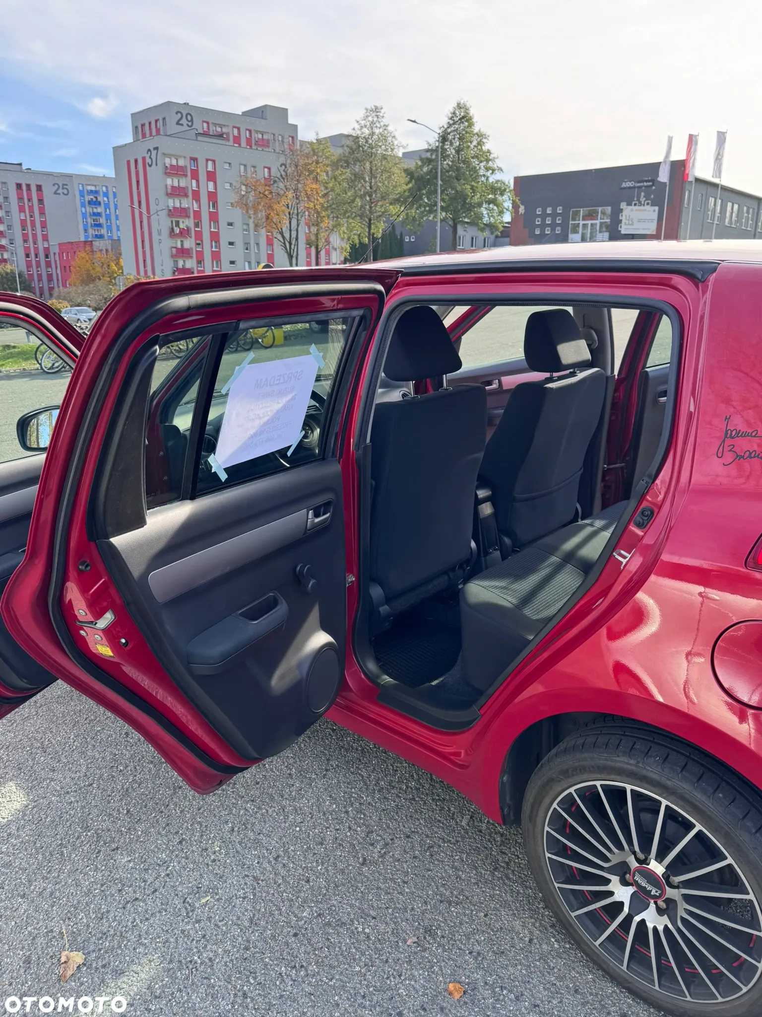 Suzuki Swift 1.3 JB Edition - 11