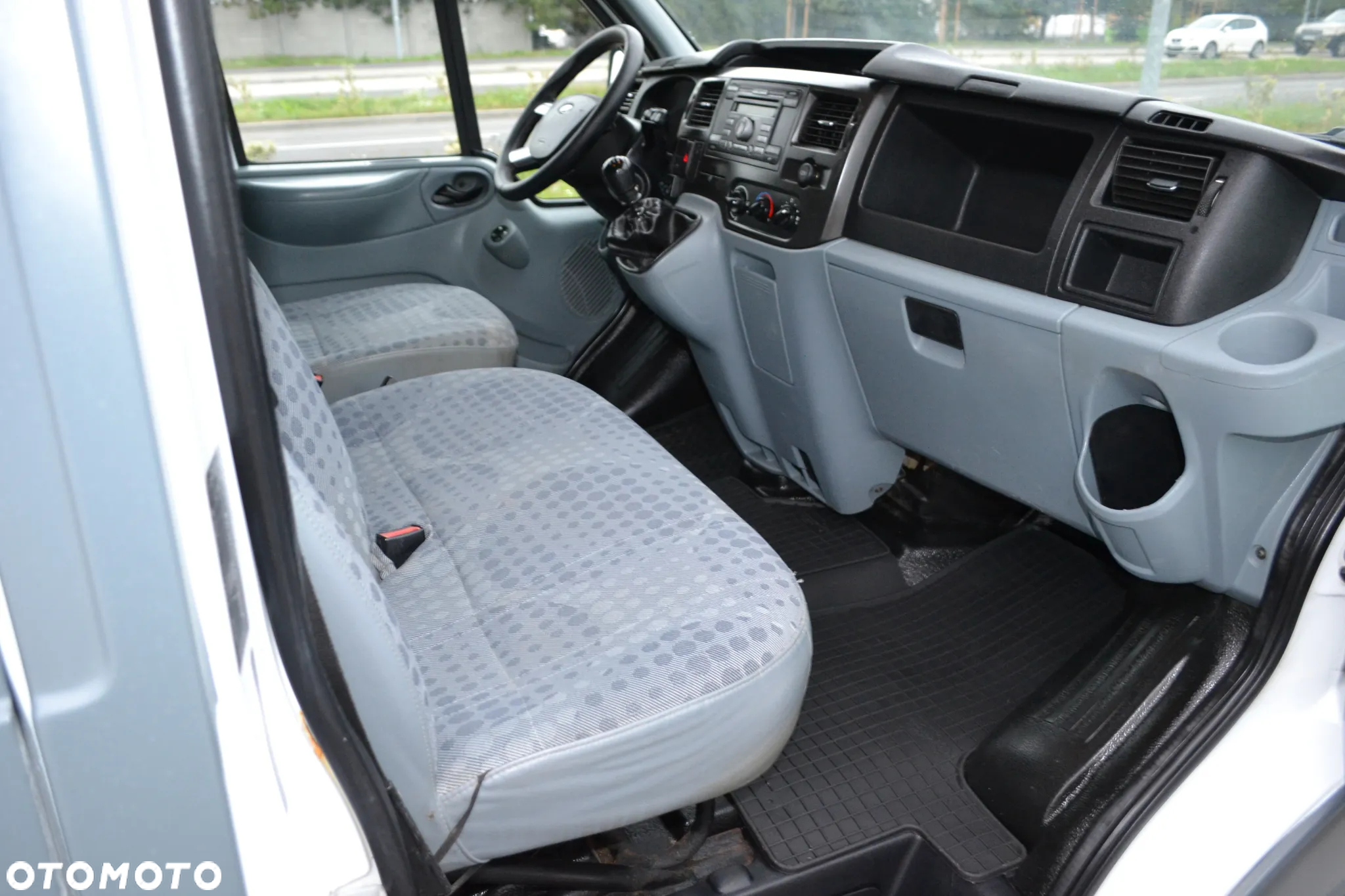 Ford Transit - 22